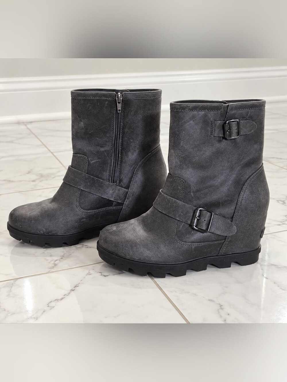 SOREL Suede Leather Gray Wedge Ankle Boots with Buckle Details. NWOT.